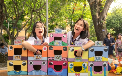 Gửi đến các sĩ tử 2k10: Chúc các bạn "ra trận" với 100% tự tin và mang chiến thắng về nhé!