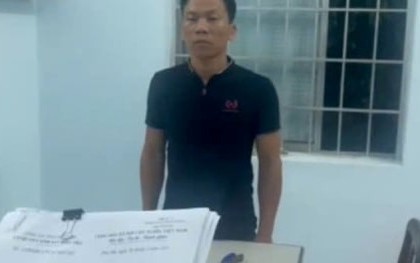 Rủ vào nhà nghỉ bất thành, người đàn ông vác dao đòi giết bạn gái