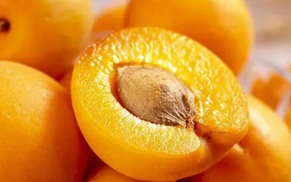 Tháng 6 ưu ái cho 6 loại quả giàu nước, có loại là "kem chống nắng" kiêm luôn "kem nhả nắng", không biết mà ăn thì quá phí