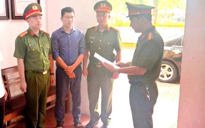 Kế toán trường cấp 2 thu BHYT của 523 học sinh tổng cộn gần 500 triệu đồng, nhưng chỉ nộp 200 em, còn lại giữ tiêu xài