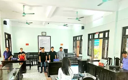 Nhân viên bảo vệ di tích chiếm đoạt hàng trăm vé tham quan Đại Nội Huế