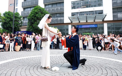 “Chốt đơn” ngay tại lễ tốt nghiệp: Màn cầu hôn cực ngọt của nam sinh Đại học Đại Nam khiến cư dân mạng vỡ òa