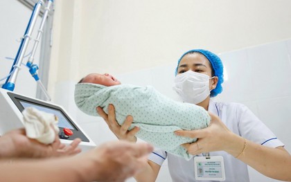 Việt Nam là một trong những nước có tốc độ già hoá nhanh, mức sinh giảm sâu chỉ còn 1,91 con/phụ nữ