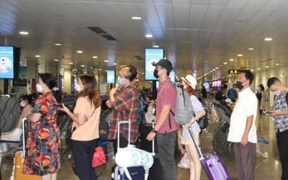 Hàng không phục hồi mạnh mẽ: Giá vé máy bay sắp tăng hay giảm?