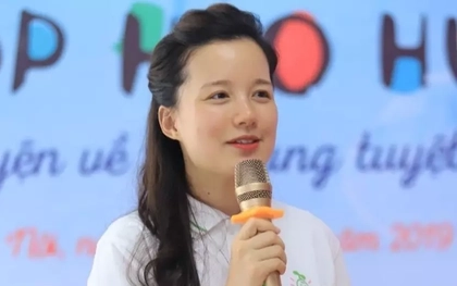 Khủng hoảng của Làng Háo Hức và MC Minh Trang