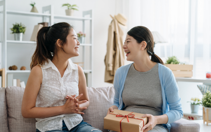 3 thứ mà người EQ thấp hay mang theo khi đến nhà người khác, người EQ lại không bao giờ làm