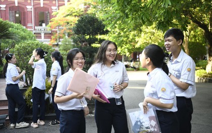 Sự thật phía sau 15.000 điểm 10: Phổ điểm 2025 phản ánh điều gì?