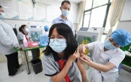 Khi nào nữ giới chưa đủ 15 tuổi vẫn cần tiêm 3 mũi vắc xin HPV?