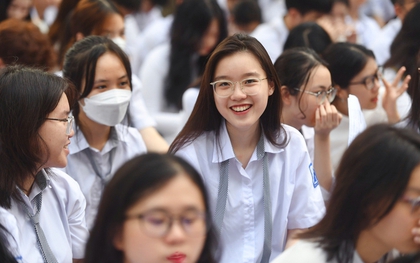 CẬP NHẬT: Loạt trường ĐH công bố điểm sàn thi tốt nghiệp THPT 2025, cao nhất 24 kèm điều kiện phải đạt 8 điểm Toán