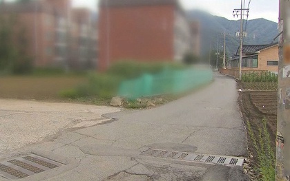 Người đàn ông 70 tuổi bị cáo buộc bắt cóc và xâm hại bé gái tiểu học giữa ban ngày