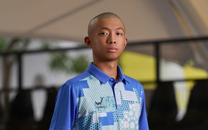 Thần đồng pickleball chỉ tập với bố và em trai, trở thành ngôi sao thế giới