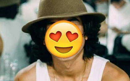 "Hoa hậu màn ảnh Việt" có con trai cực phẩm: Đã điển trai còn học giỏi, toàn làm việc cùng sao "khủng"