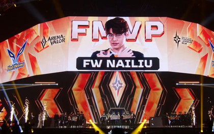 Nailiu "out trình", cầm Toro đi đường Caesar cũng đưa Flash Wolves vô địch APL 2025
