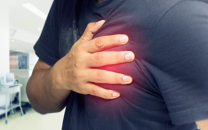 Bất kể nam hay nữ, có 6 bất thường này đều cần tầm soát ung thư vú gấp!