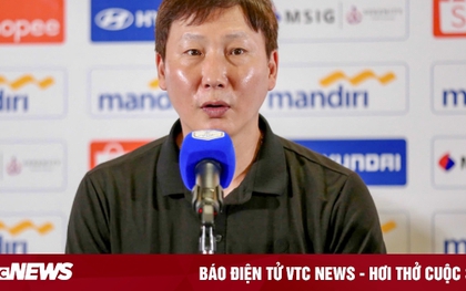 HLV Kim Sang-sik nhắn học trò: Vào chung kết, gặp đội nào cũng thắng được