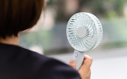 1 người bỏng nặng, 5 người bị thương vì quạt mini cầm tay phát nổ khi sạc