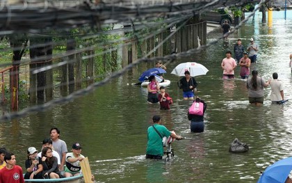 Mưa bão gây lũ lụt nghiêm trọng tại Trung Quốc và Philippines, hàng chục nghìn người phải sơ tán.