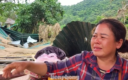 Nhà chìm theo lũ dữ, cô giáo ôm bình oxy chạy thoát trong gang tấc