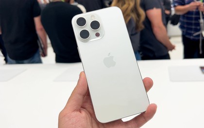 iPhone cũ tiếp tục giảm giá đậm, iPhone 15 Pro Max còn dưới 20 triệu đồng, nhiều mẫu hot chỉ từ 12 triệu đồng