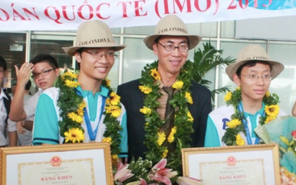 "Huyền thoại" Toán học Việt Nam, 17 tuổi đạt điểm tuyệt đối Olympic quốc tế