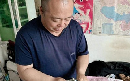 Chỉ vì một chữ ký, người đàn ông bất ngờ gánh khoản nợ xấu 22 tỷ: Tài khoản ngân hàng bị phong tỏa, tiền lương chuyển vào cũng không thể rút được