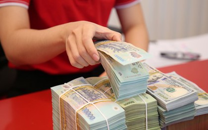 Tiền gửi tiết kiệm của người dân tăng cao nhất từ đầu năm