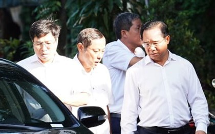 Chủ tịch TP.HCM đến hiện trường, chỉ đạo khắc phục vụ cháy khiến 8 người tử vong