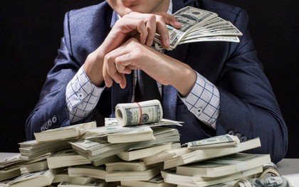 Bi kịch doanh nhân đánh bạc gần 1 tỷ USD, cuối cùng bán tháo nhà ở, phải kêu gọi quyên góp từ thiện để chữa bệnh