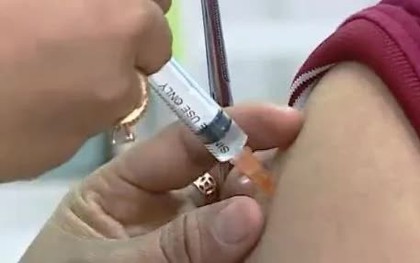 Bé trai tử vong vì mèo cào: Virus dại không chỉ từ chó