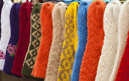 Mua tất siêu rẻ coi chừng… ung thư: Bác sĩ chỉ ra 4 dấu hiệu “tất độc” và 3 nguyên tắc chọn tất an toàn