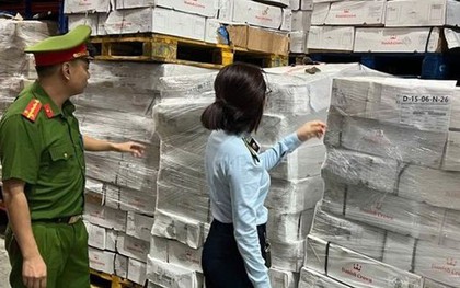 Phát hiện gần 16 tấn xương lợn đông lạnh hết hạn tại kho lạnh ở Hà Nội