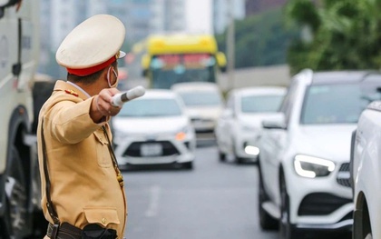 Hà Nội cấm triệt để và tạm cấm phương tiện nhiều tuyến đường trong ngày 17/8: Người dân di chuyển qua đây hết sức lưu ý!