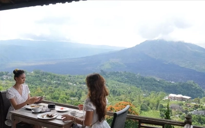 Đến 'đảo thiên đường' uống cafe trên đỉnh núi lửa 28.000 năm