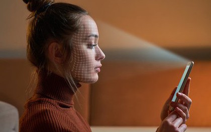 Vì sao không nên dùng Face ID để mở khóa điện thoại?