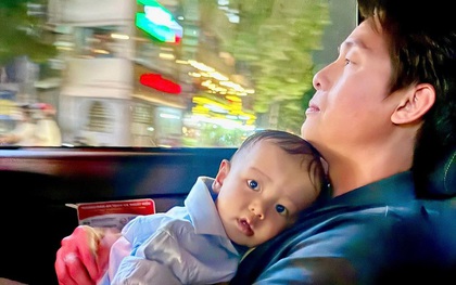 Mới 2 tuần chia sẻ làm bố đơn thân, nam nghệ sĩ Việt lại đăng ảnh cầm chặt tay 1 người: “Chỉ yêu mình em”