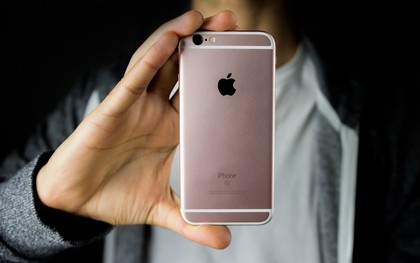 2 mẫu iPhone từng “làm mưa làm gió” tại Việt Nam, cũ nhưng chưa bao giờ hết hot, thế hệ bây giờ làm sao biết!