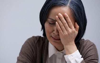 Chồng đau tim phải cấp cứu, vợ đứng ra trả viện phí rồi nhắn đúng một câu khiến mẹ chồng chết lặng