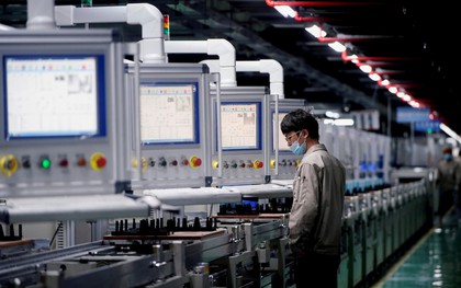 Trung Quốc qua mặt thế giới, tìm ra cách làm "siêu pin": Xe điện giờ đi xa hơn 1.000km, vượt cả xe xăng?