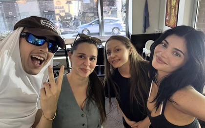 Hẹn hò kiểu tỷ phú: Kylie Jenner bay 12 tiếng để gặp Timothée Chalamet chỉ vì quá nhớ bạn trai!