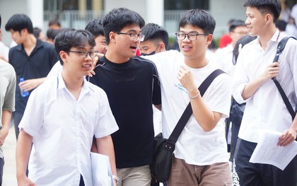 Toàn cảnh điểm chuẩn các trường thuộc ĐH Quốc gia Hà Nội: Ngành cao nhất lấy 30/30