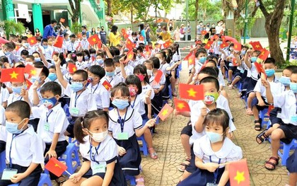 Nhiều tỉnh Bắc Trung Bộ lùi thời gian tựu trường vì bão số 5