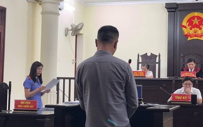 Không giao con cho vợ cũ nuôi theo phán quyết của toà, người đàn ông nhận "trái đắng"