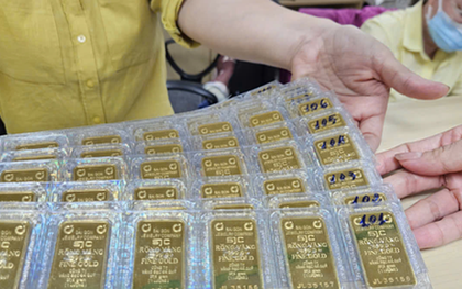 Lời cảnh báo khi mua bán vàng miếng SJC ở "chợ đen"