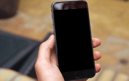 Không trả được nợ đúng hẹn, hàng nghìn người lập tức bị khoá điện thoại iPhone