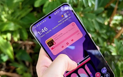 2 năm rồi tôi vẫn dùng mẫu điện thoại "đời Tống" này của Samsung: Cảm thấy thích hơn cả Galaxy S25 Ultra