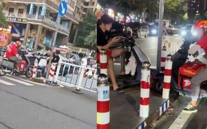 Bi hài ‘2 con dê qua cầu’ phiên bản tài xế: Giằng co 4 giờ không ai tránh đường