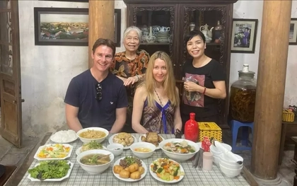 Đến Bát Tràng ăn 'cỗ quốc gia'