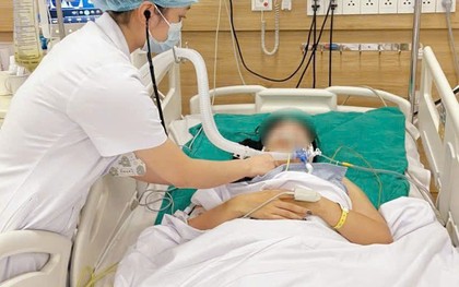 Rùng mình: Hai người phụ nữ liệt toàn thân, sống phụ thuộc vào sự chăm sóc của người khác sau mũi tiêm làm đẹp