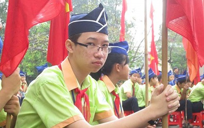 Nếu chỉ nhìn lướt qua bức ảnh hồi bé, không ai nghĩ cậu bé 2k này lại làm nên chuyện lớn!