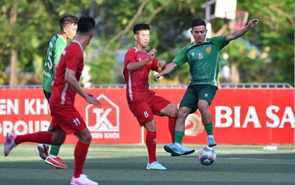 Tiến Linh, Duy Mạnh bị các ngôi sao sân phủi cầm hoà